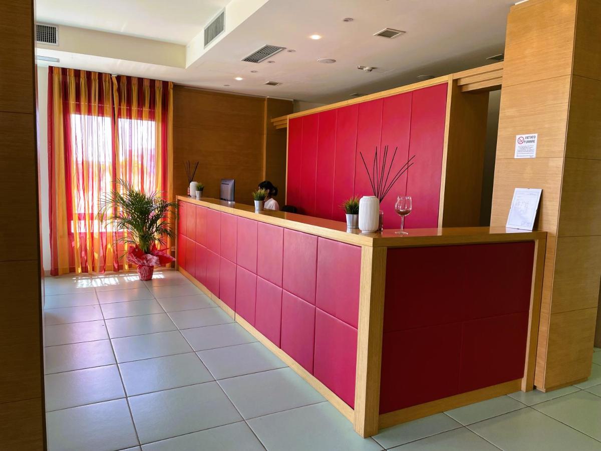 Hotel Grecale - Venturina Terme - Housity