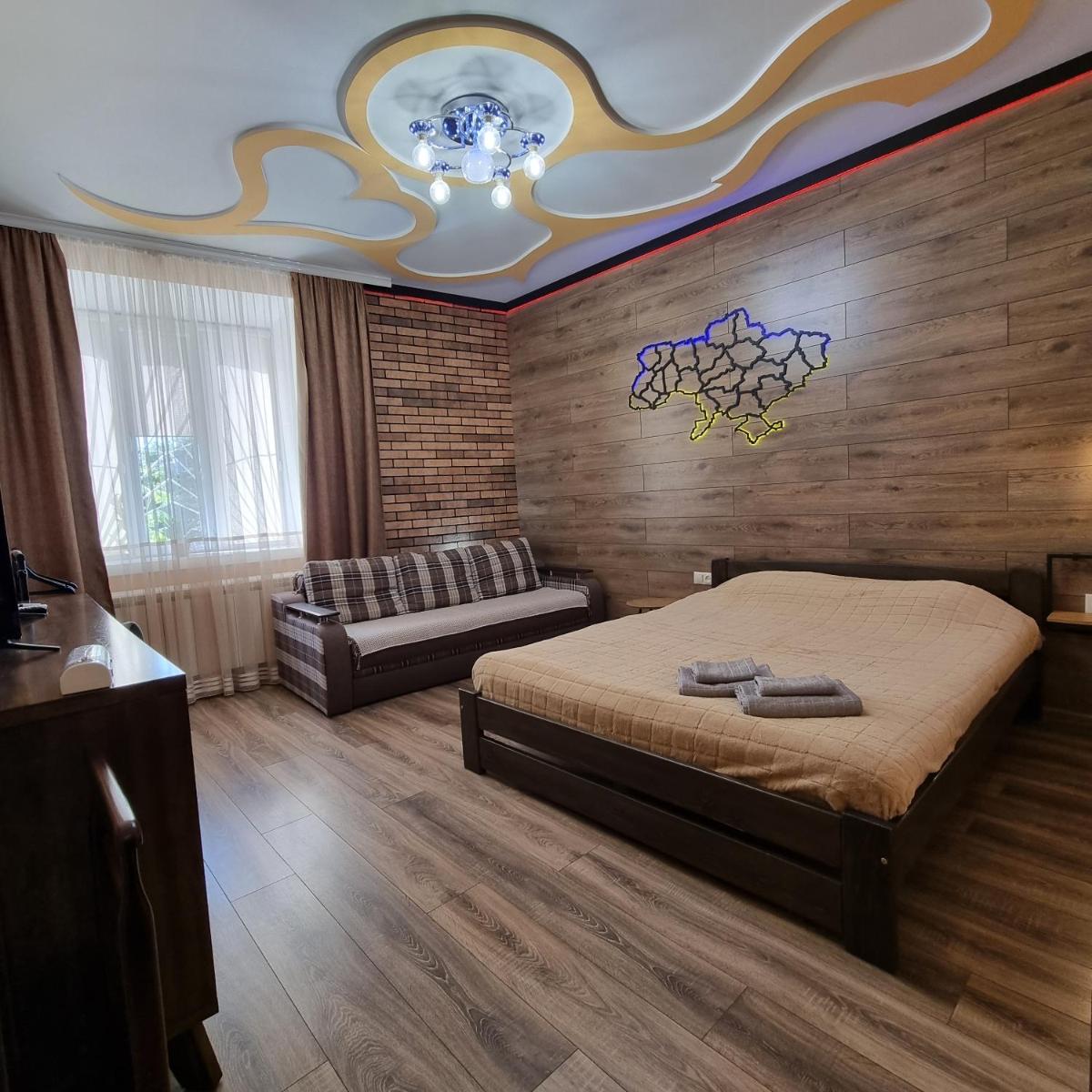 Petropavlivska apartment тиха вуличка в центрі Старого міста - Housity