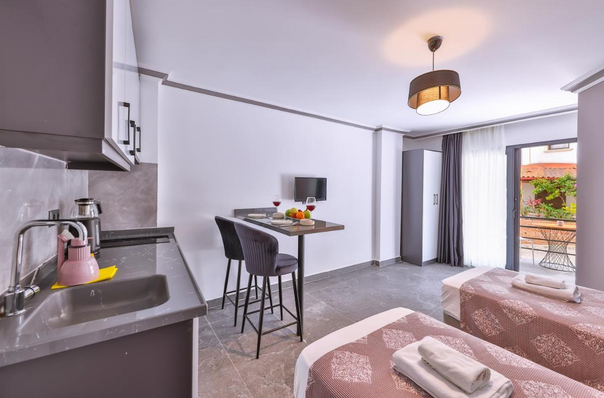 White House Apart - Housity