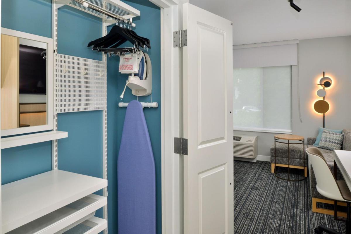TownePlace Suites by Marriott Asheville Downtown - Housity