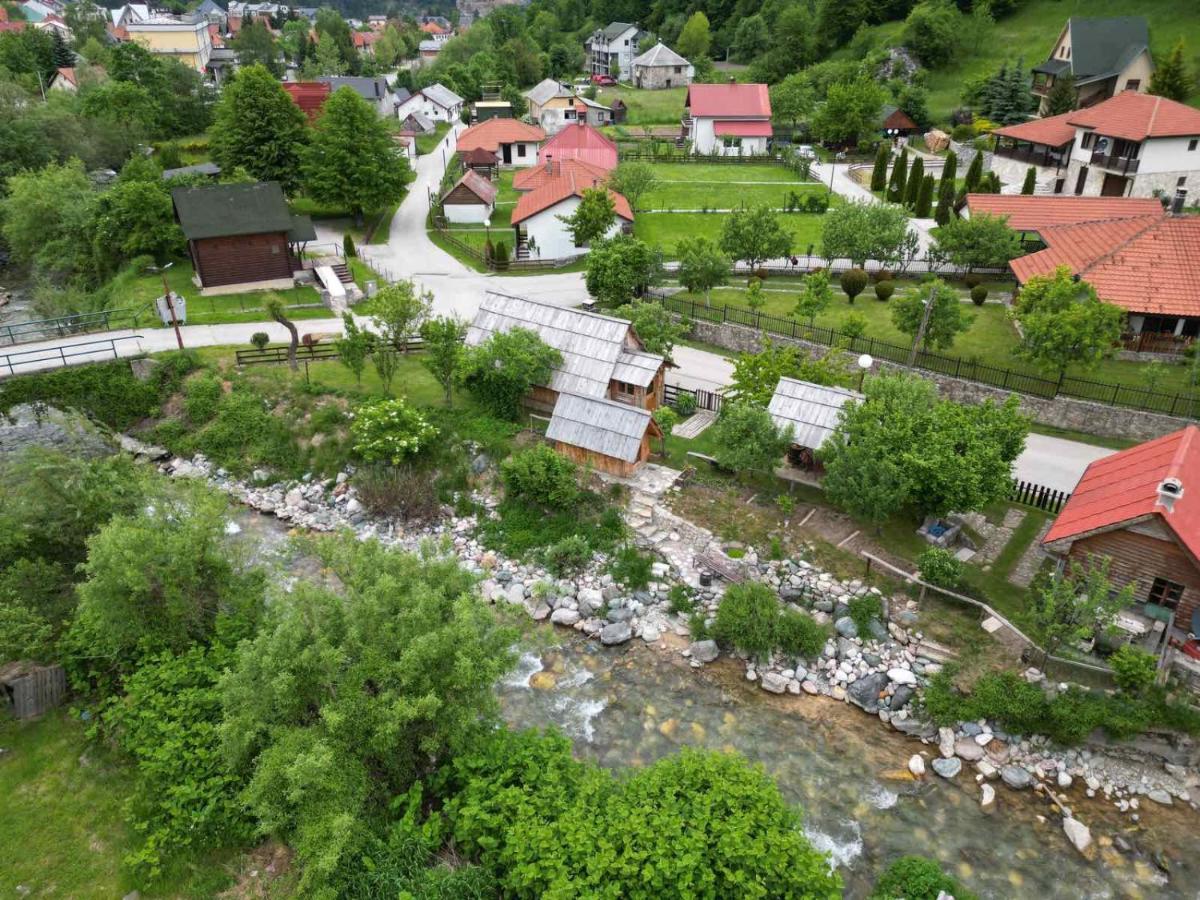 Etno smjestaj Bjelasica - Housity