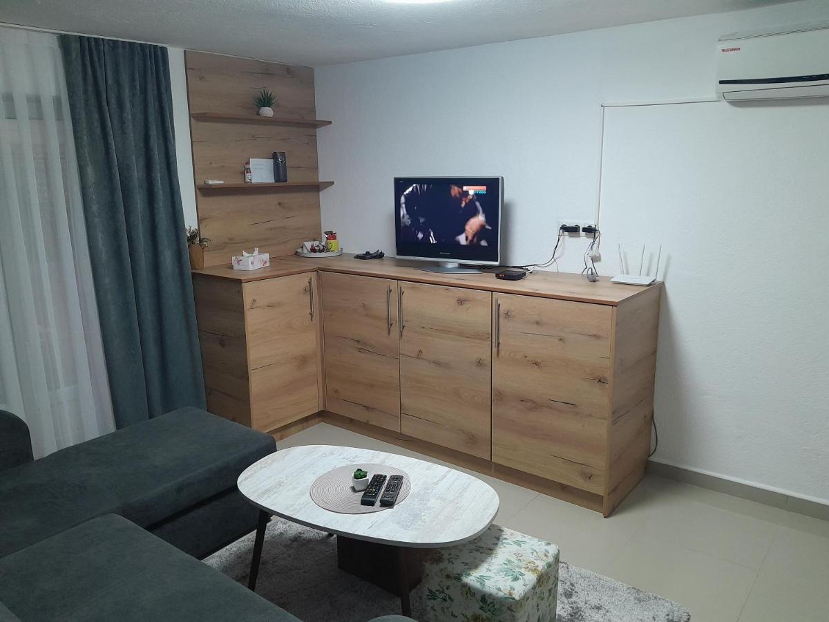 Suitetrails - Apartmani BET Gradačac 1 Maj broj 24