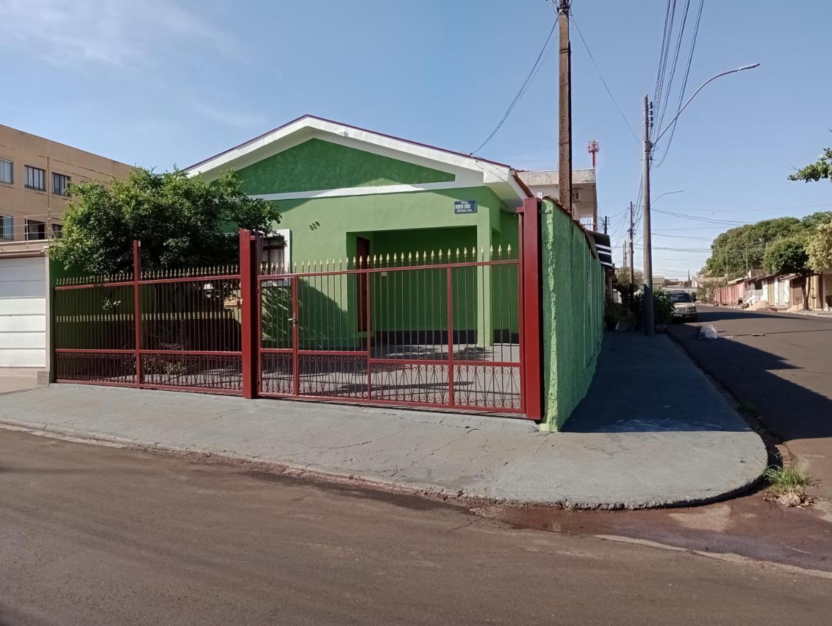 Casa do Limoeiro - Housity