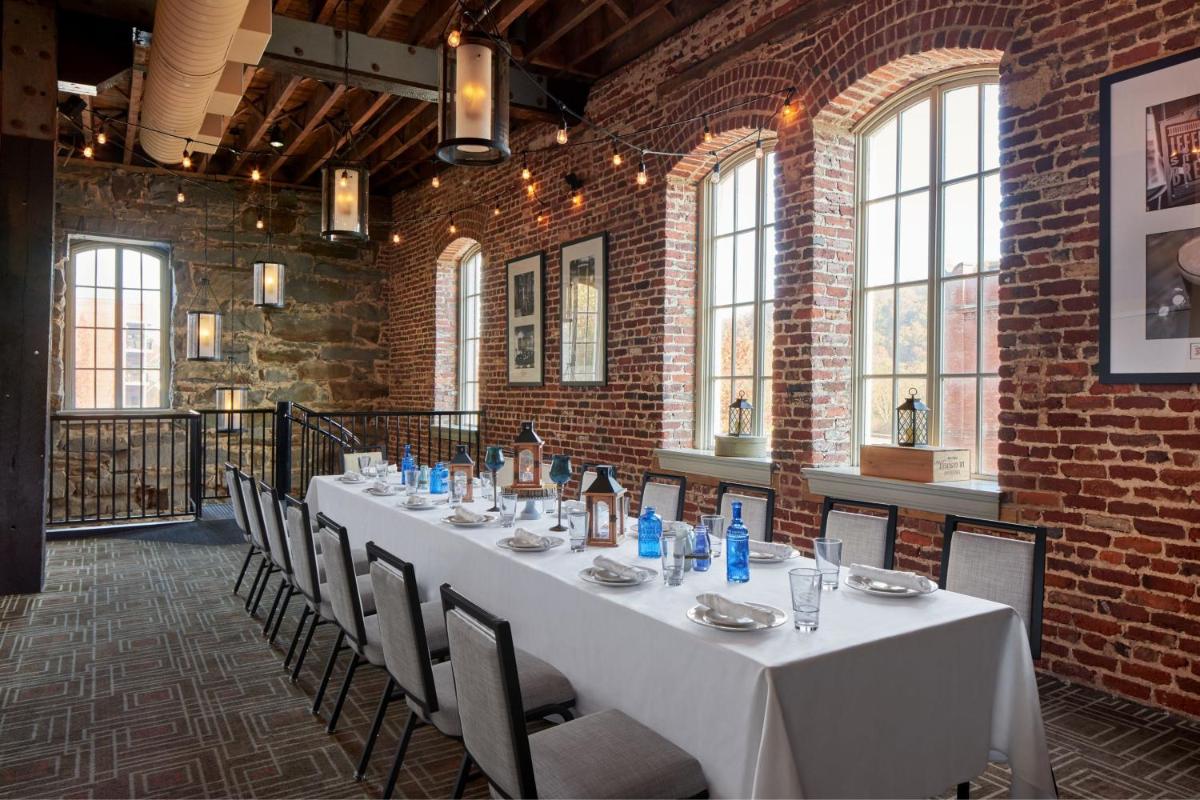 Craddock Terry Hotel, Lynchburg, a Tribute Portfolio Hotel - Housity