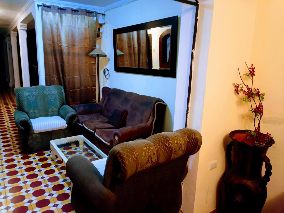 HOSTAL LA PAZ - Hizvo