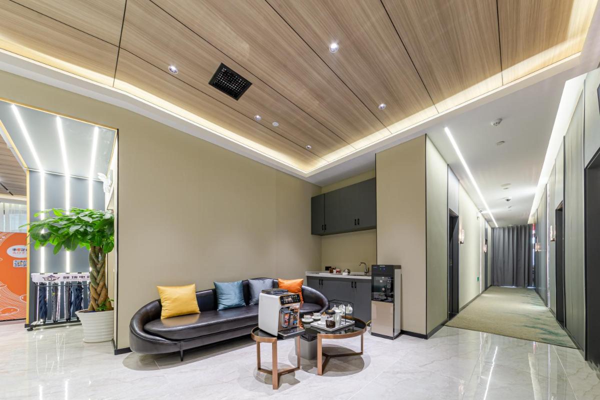 Fd Club Hotel - Qian Tan - Housity