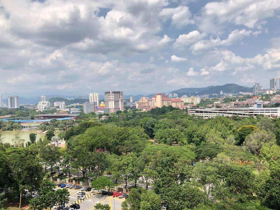 KL Lakeview Suasana Lumayan - Hizvo
