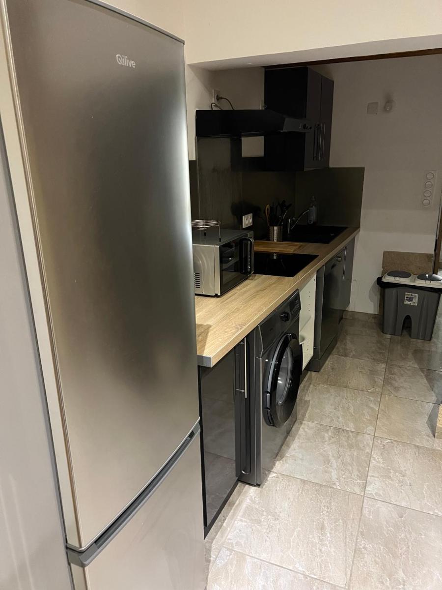 APPARTEMENT CAROMB proche Mont VENTOUX avec clim - Housity