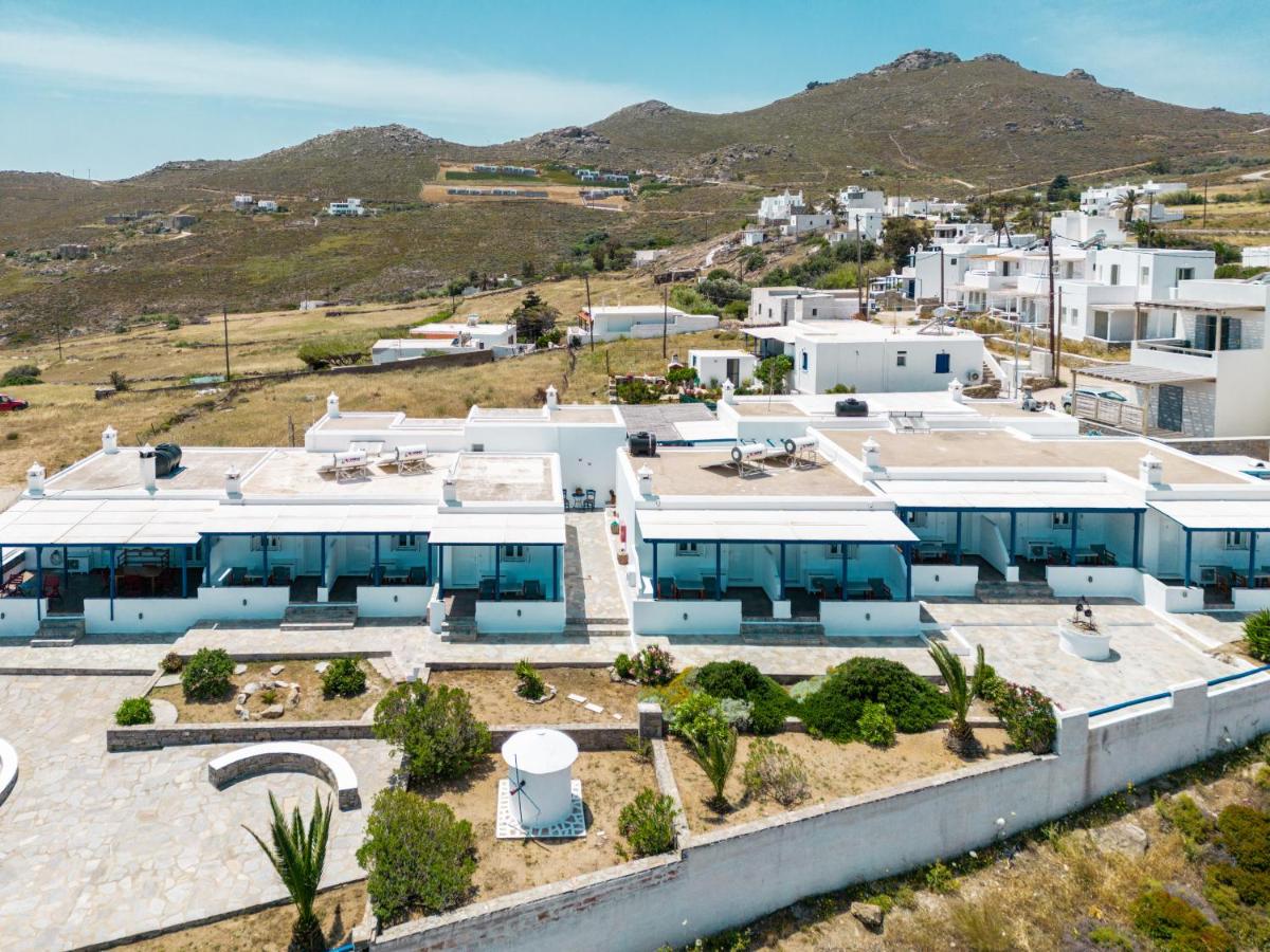 Ta Kabia Studios - Housity