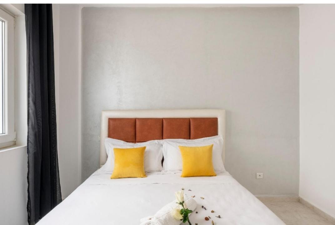 Appartement 32 Ensoleillé à 5min de la Plage Piscine à 15km de l'appartement - Housity