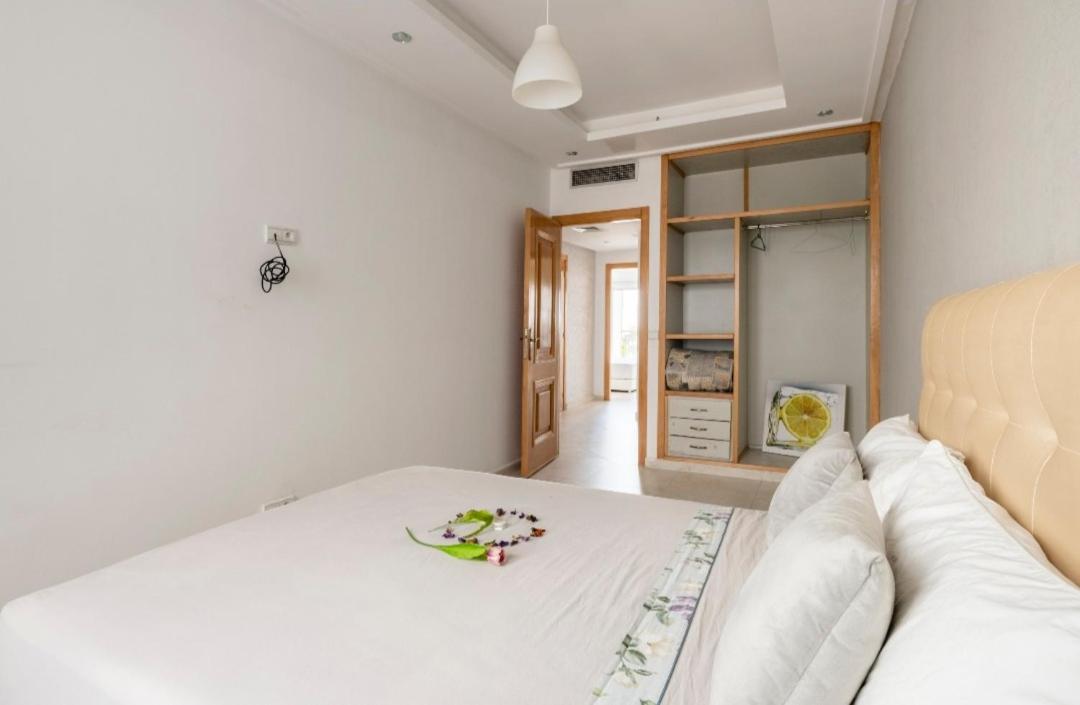 Appartement 33 ensoleillé à 5 min de la plage El Jadida Piscine à 15km de l'appartement - Housity