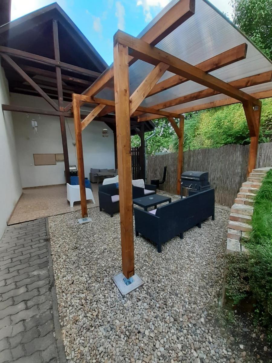 Polonia Apartman - Housity