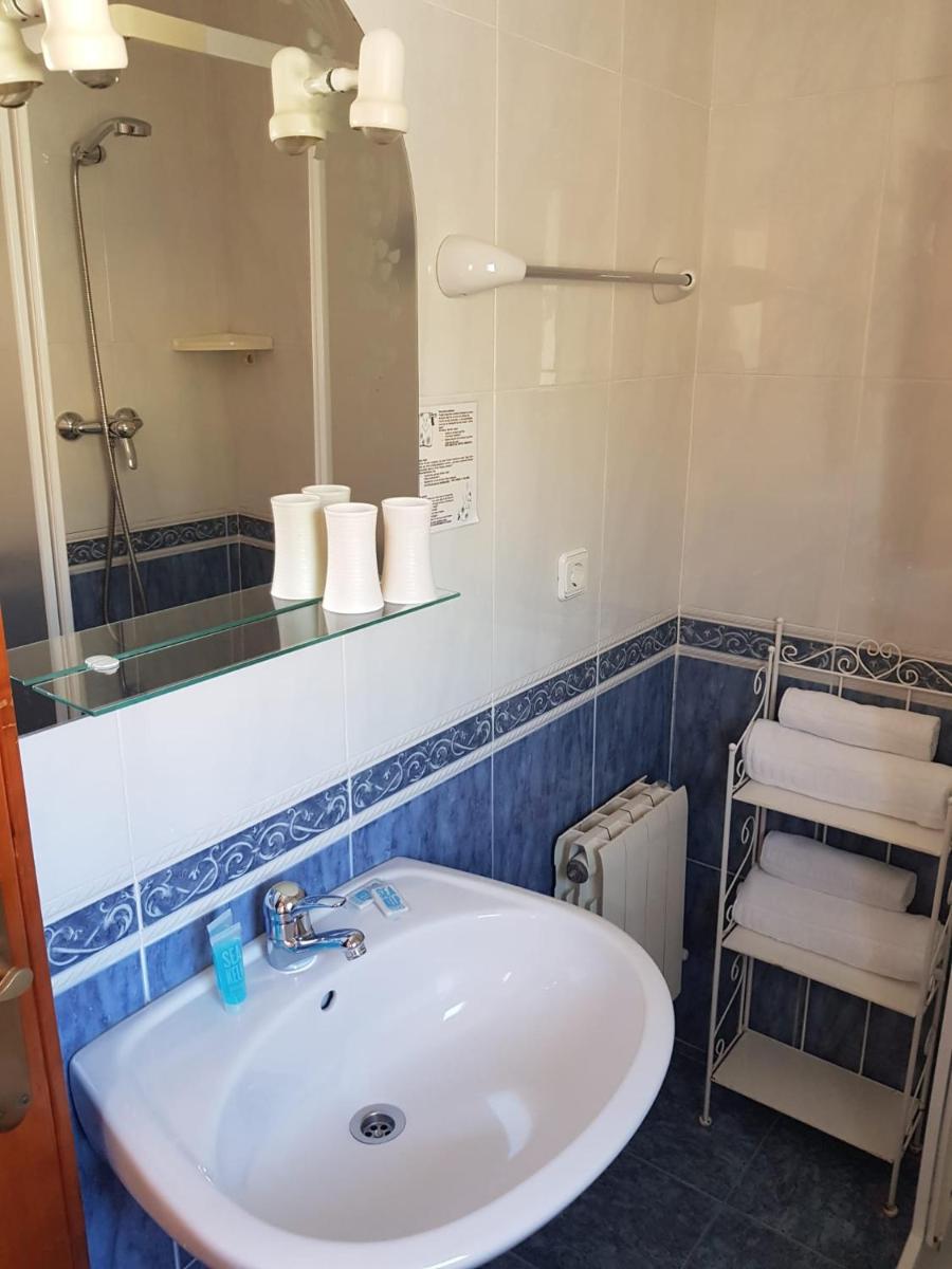 Hotel Montemar - Housity
