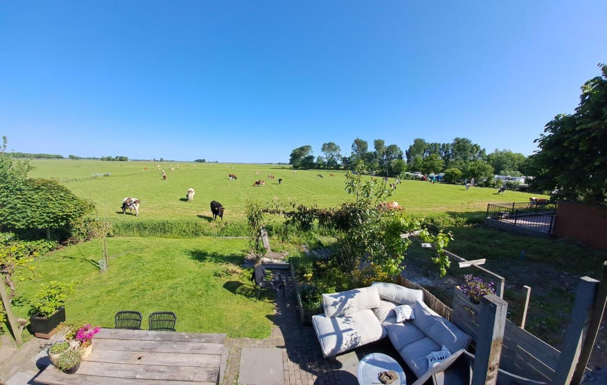 Edam, Garden Room with private entrance and rural view - Housity