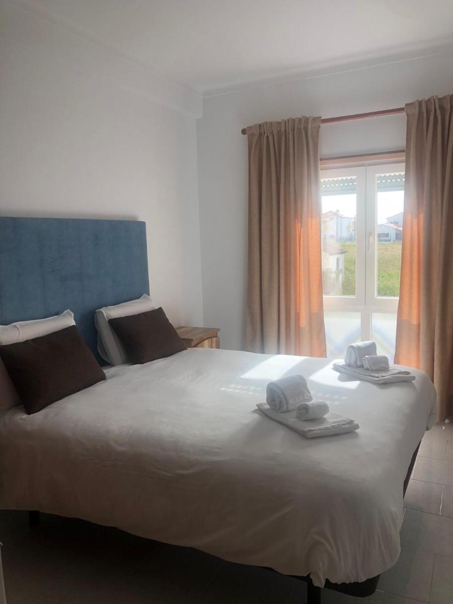 White Beach House - Housity