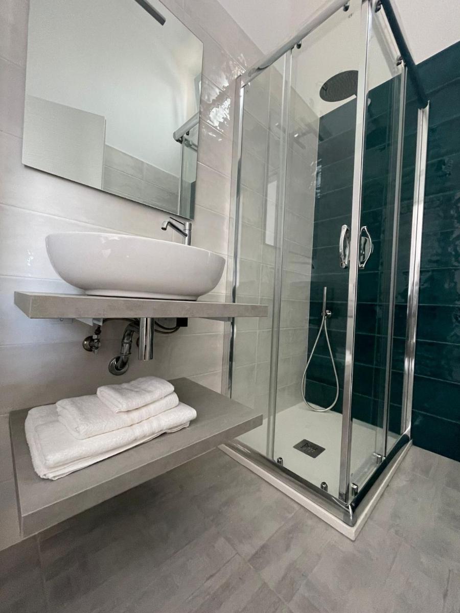 Borraco Rooms - Housity