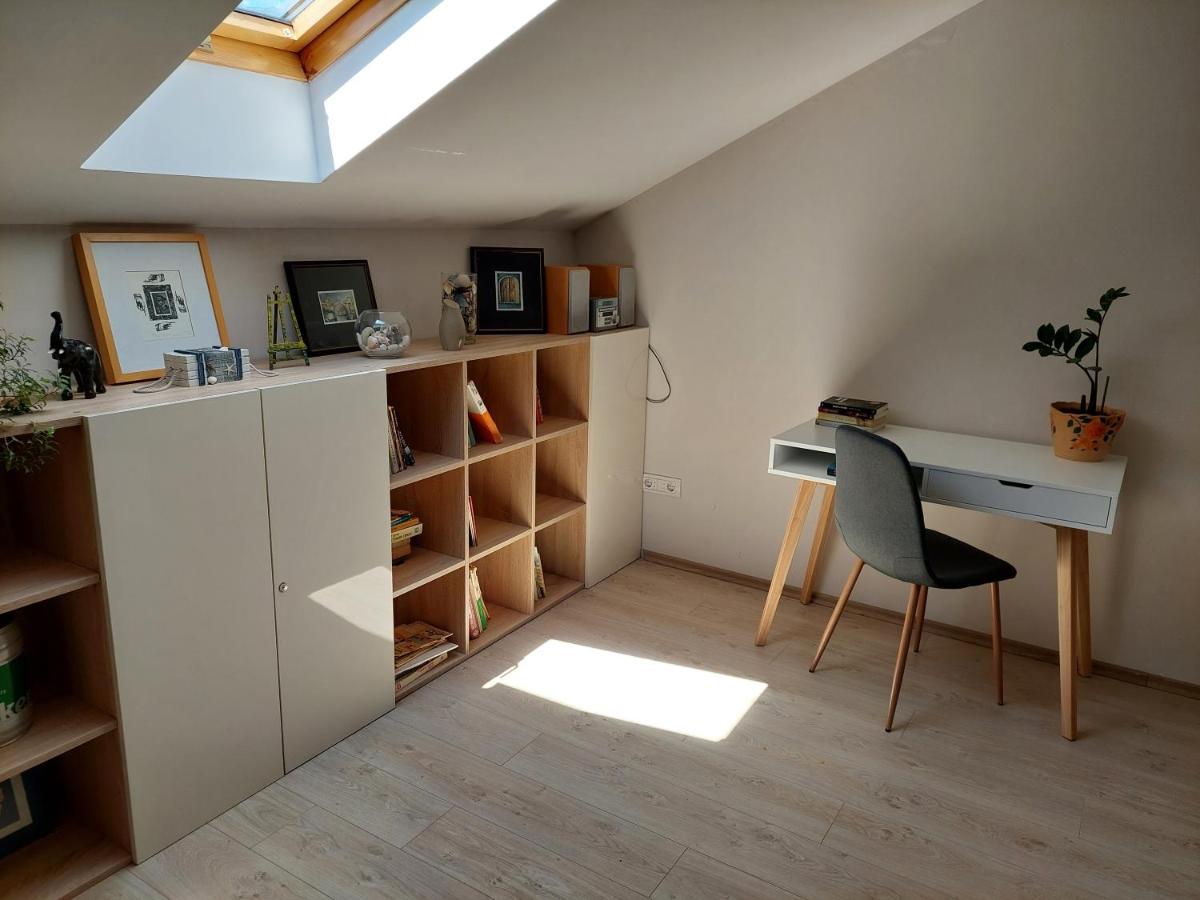 A2 - Housity
