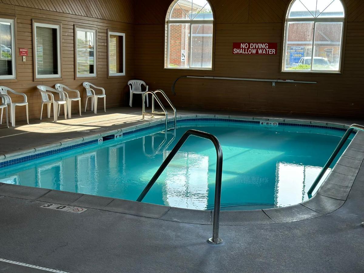 Suitetrails - Econo Lodge El Paso