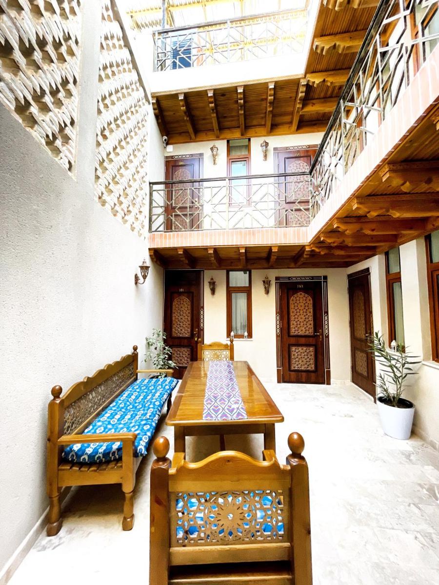 Bobosh Hotel - Housity