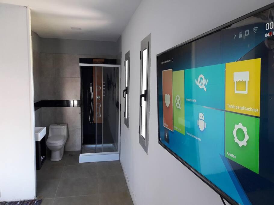 Casa a estrenar con piscina Country s/panamericana - Housity