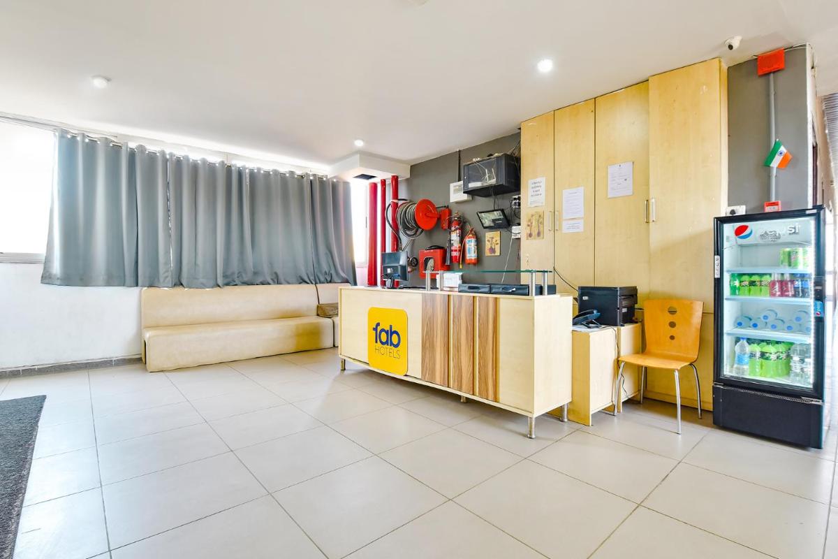 FabHotel Kaviya - Housity