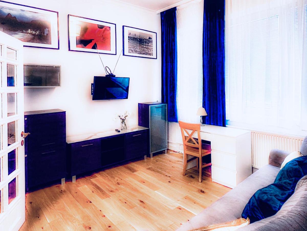 Radom Arts House - Housity