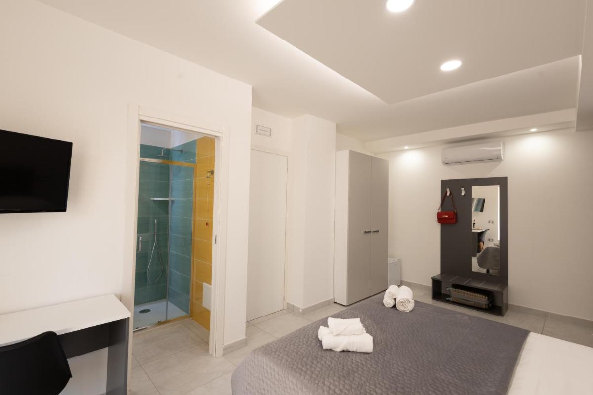 Rosy's House - Housity