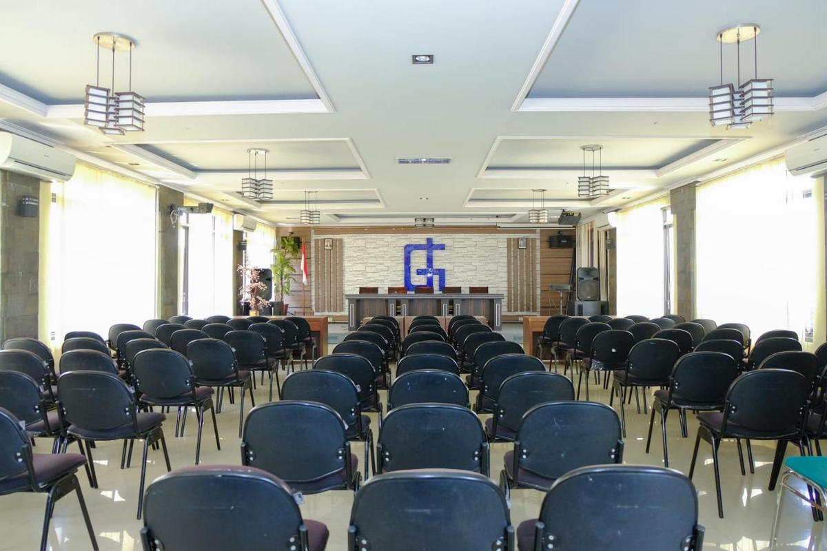 Greenhill Hotel And Convention Center2 - Housity