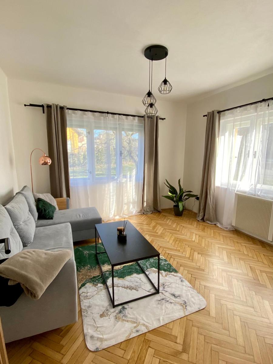 Panda apartmán Frýdštejn - Housity