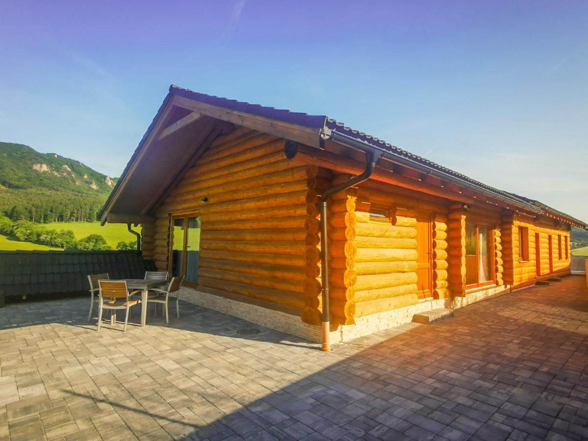 Koliba Pod Skalami - Housity