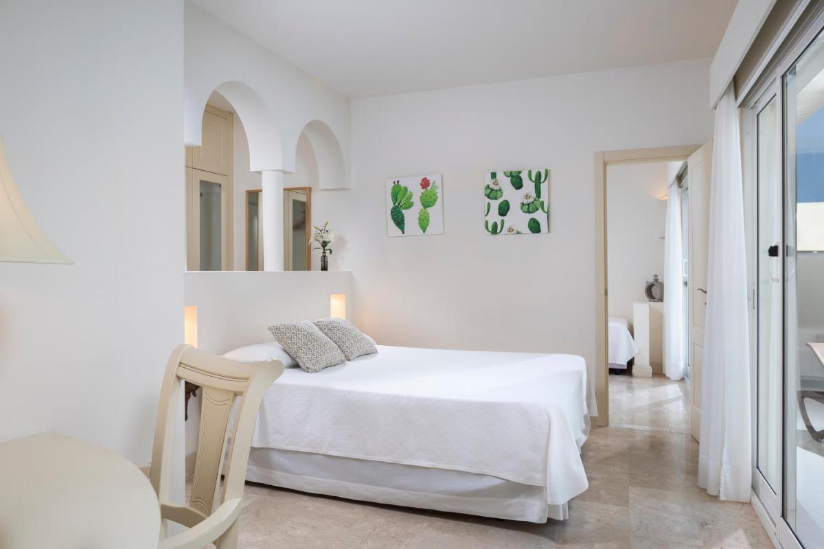 Cama o camas de una habitación en Bahiazul Resort Fuerteventura