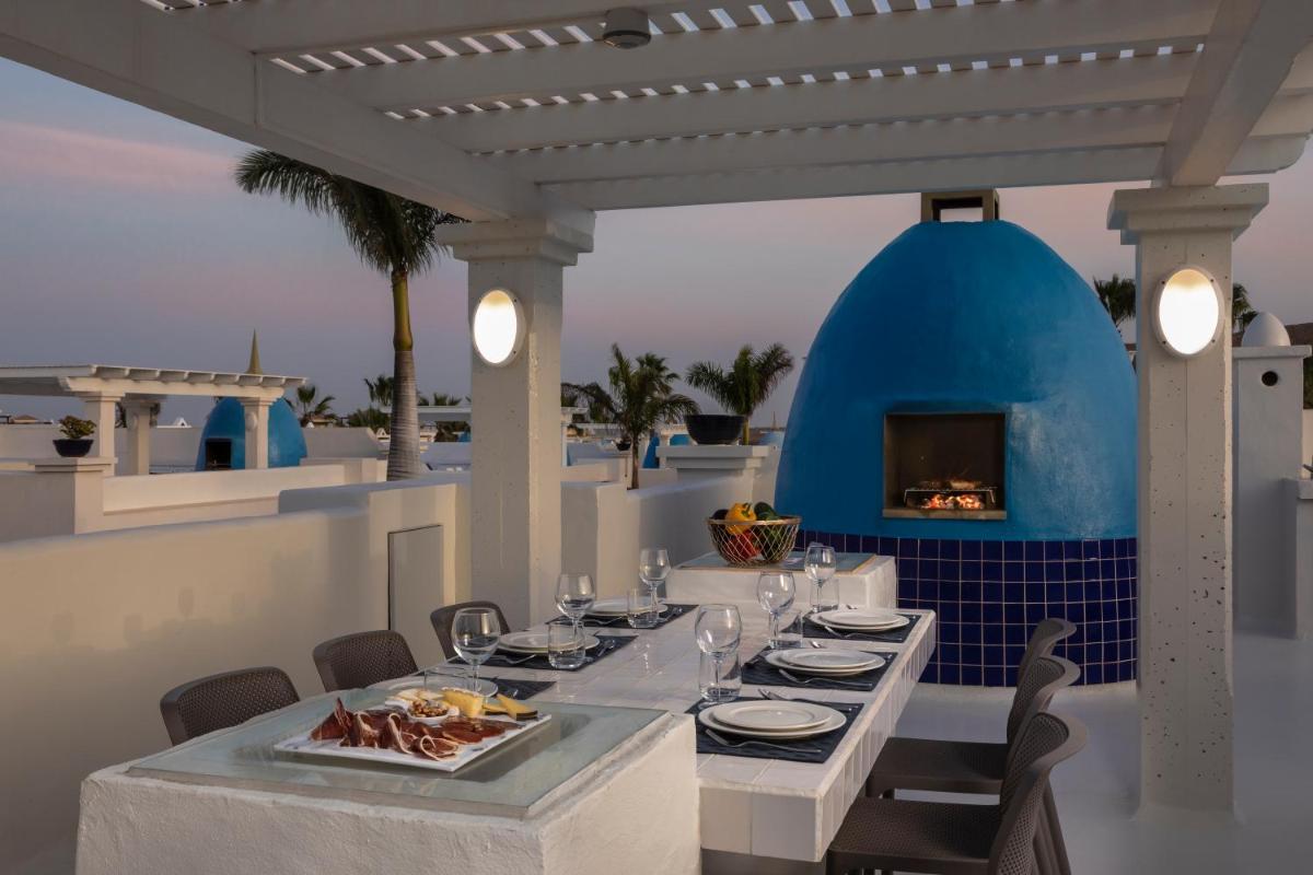 Comida en o cerca de este hotel