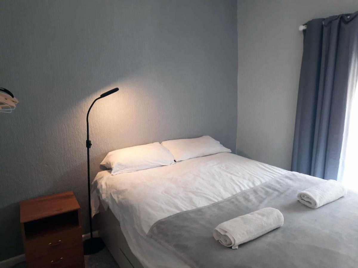 Llewellyn House - Housity