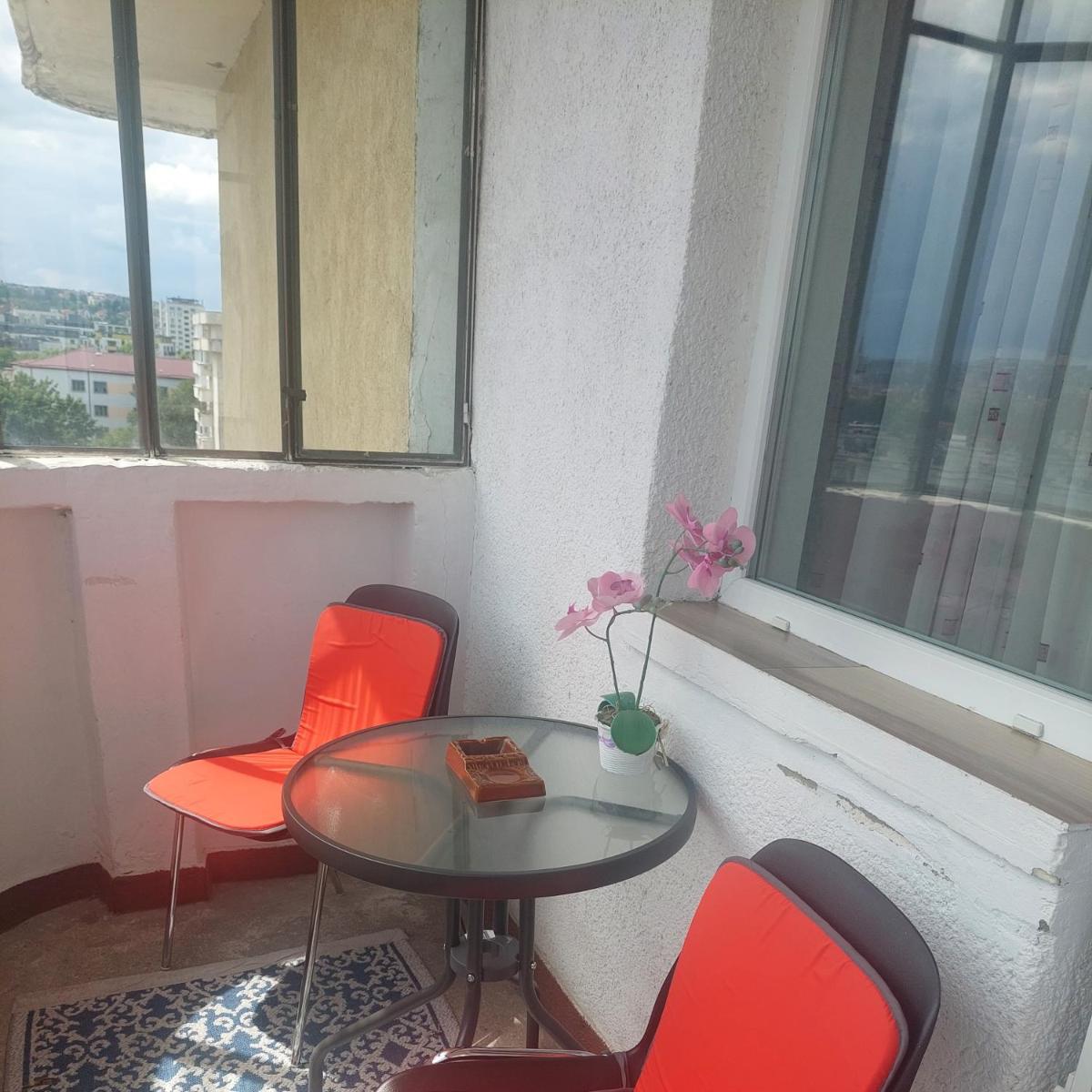 FARMEC Apartament - Housity
