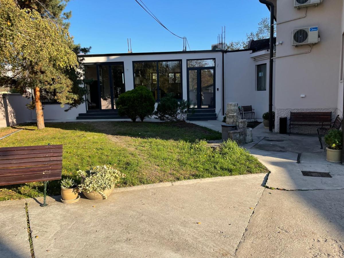 Villa Quantum Beograd - Housity