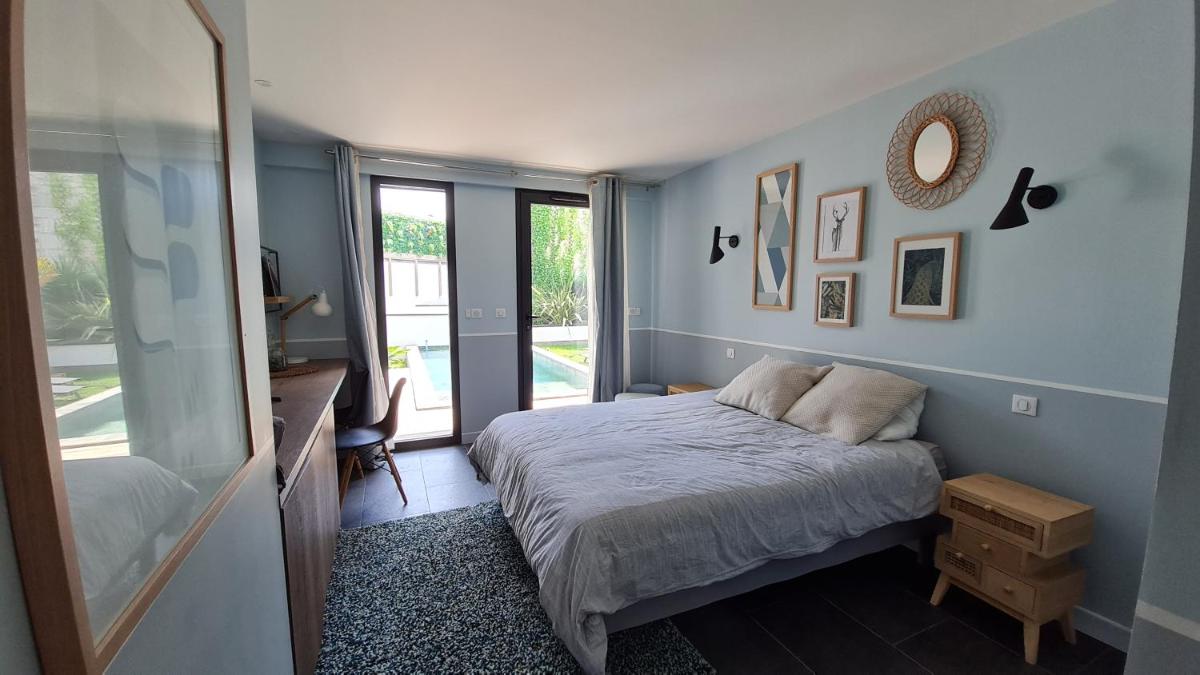Villa NC30 , chambres privatives deluxe - Housity