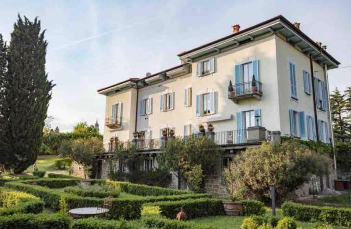 Suitetrails - Appartamento lusso con piscina tra Milano e Como