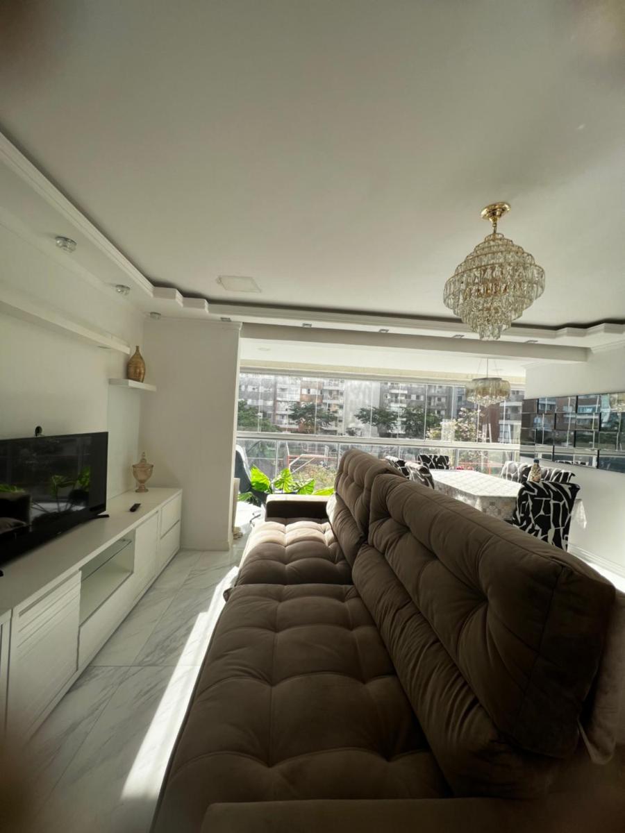 Lindo Apartamento na barra da Tijuca - Housity