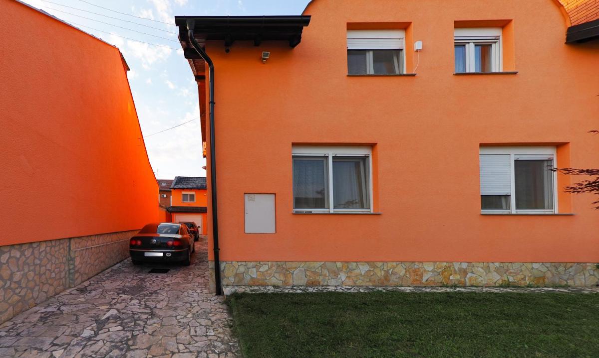 Kuća za najam Villa Monika - Housity
