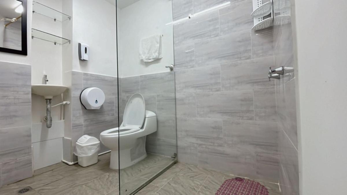 Suitetrails - LLERAS PLACE HOTEL