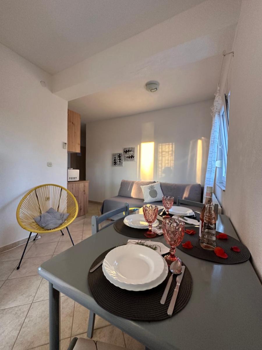Marela Apartments - Housity