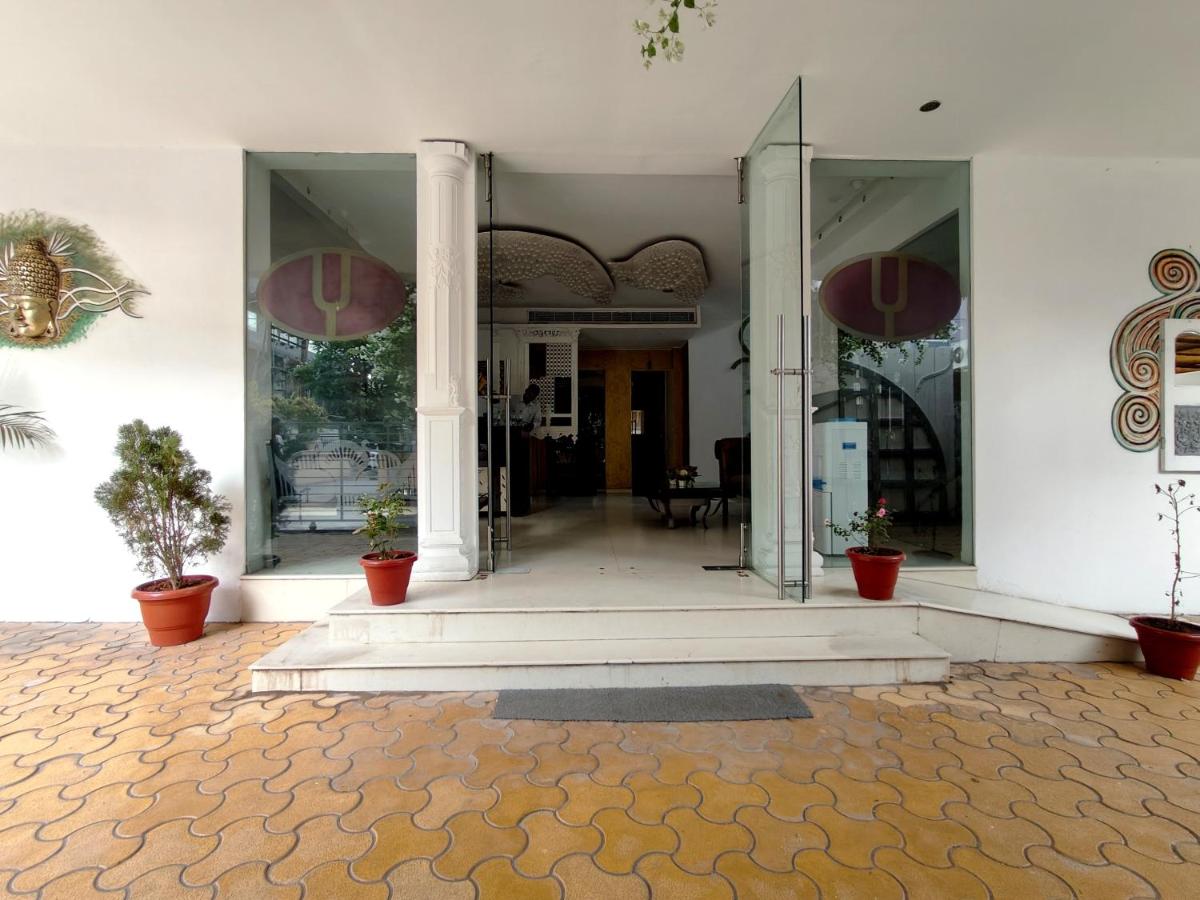 The Sky Imperial Hotel Yahvi - Housity