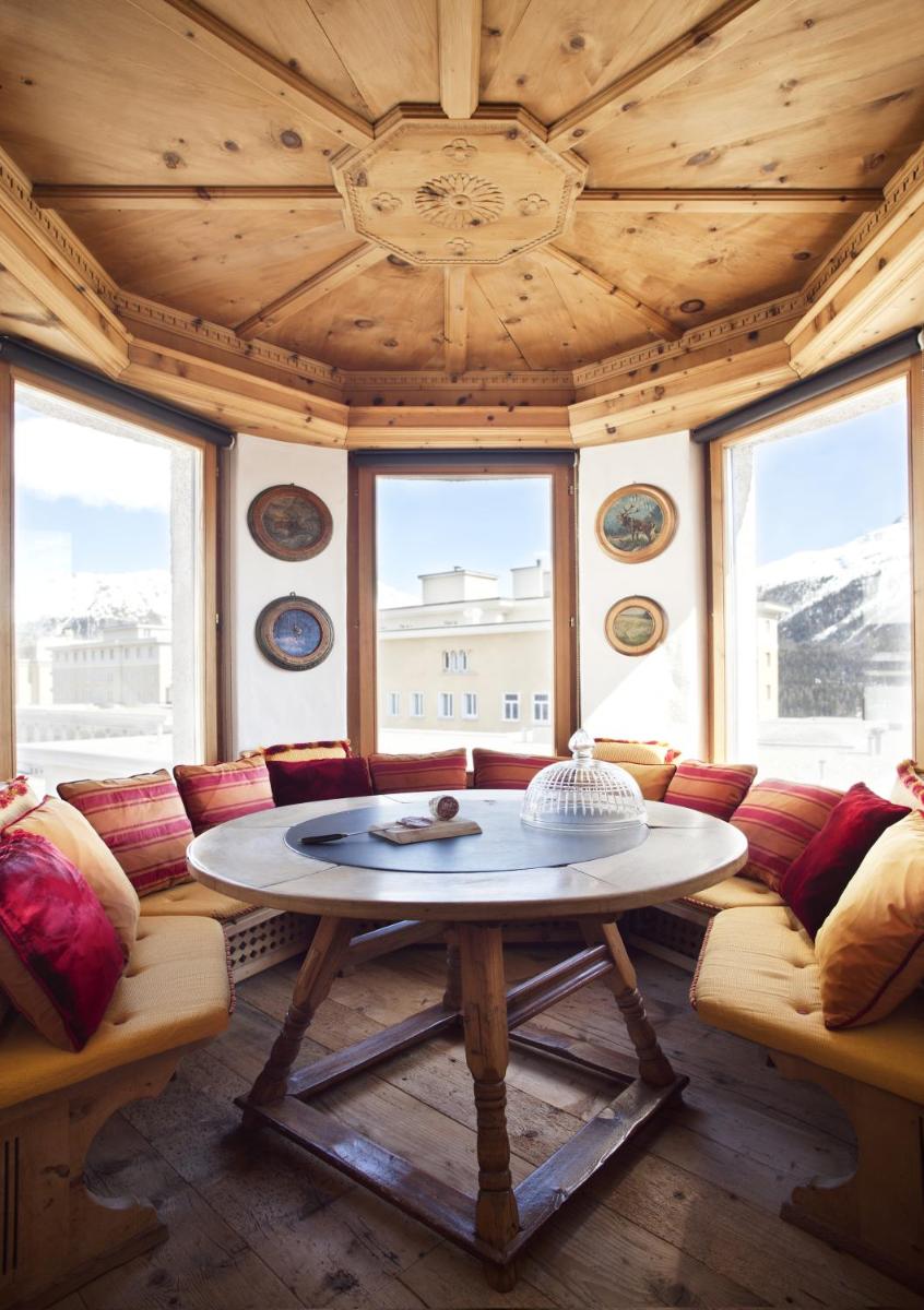 Top of the World Apartment - Housity