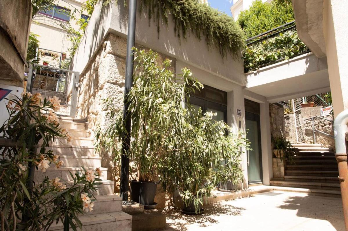 Suitetrails - ArtSpace Gallery House by Opatija's Slatina Beach