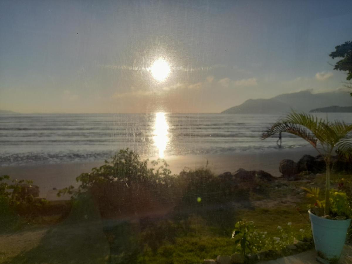 Casa na praia em São Sebastião - Housity