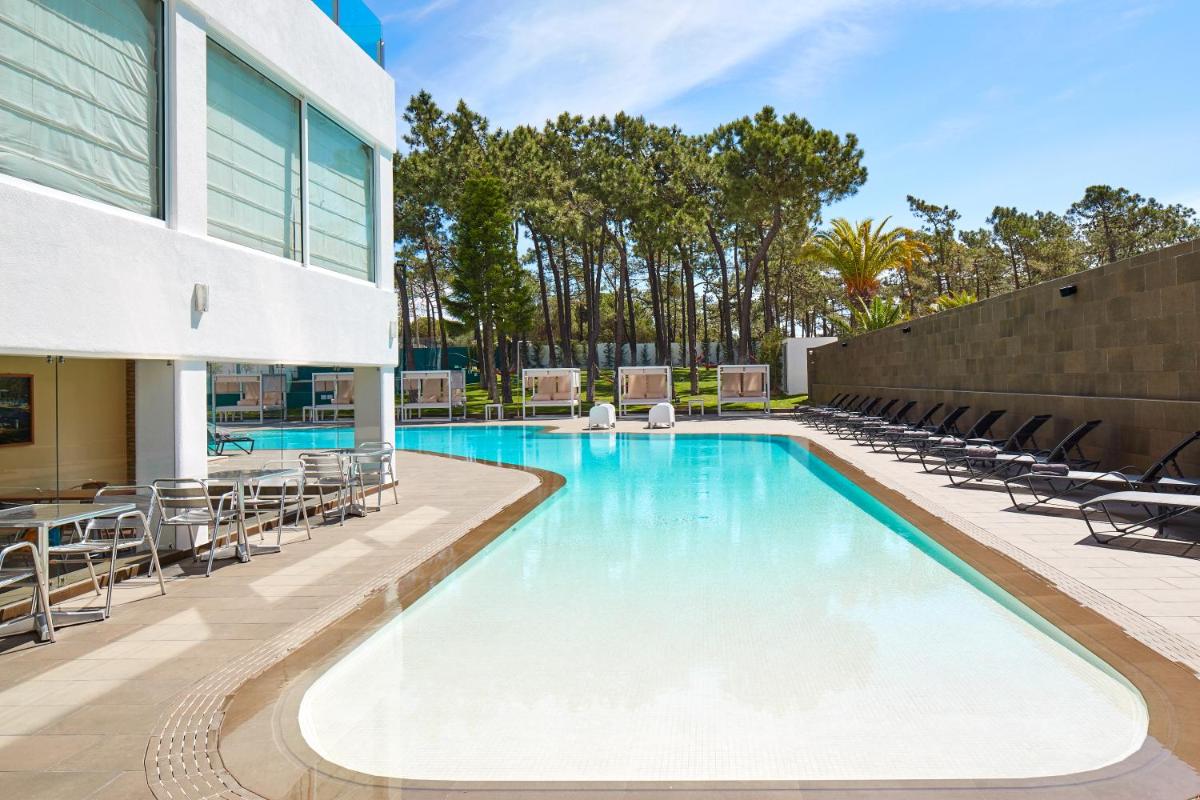 A piscina em ou perto de Alcazar Hotel & SPA