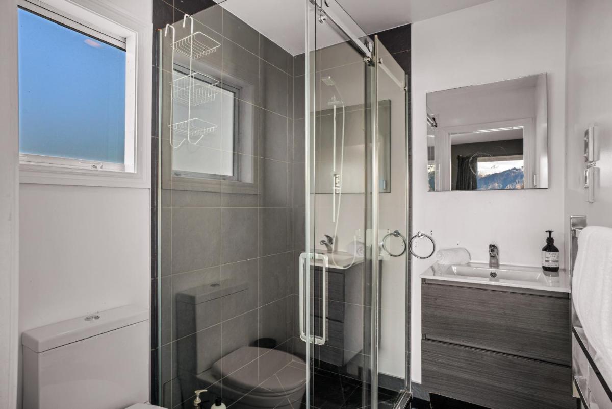 Suitetrails - Awesomely Ambient Queenstown Home