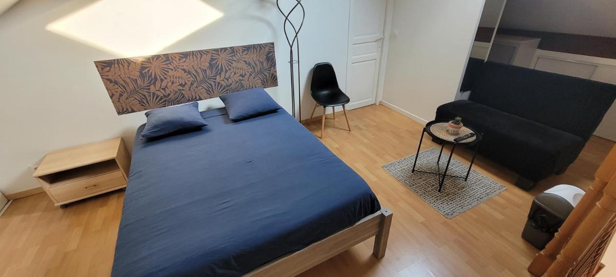 F2 duplex standing de 35 m2 à 3 min du canal de l'ourcq - Housity