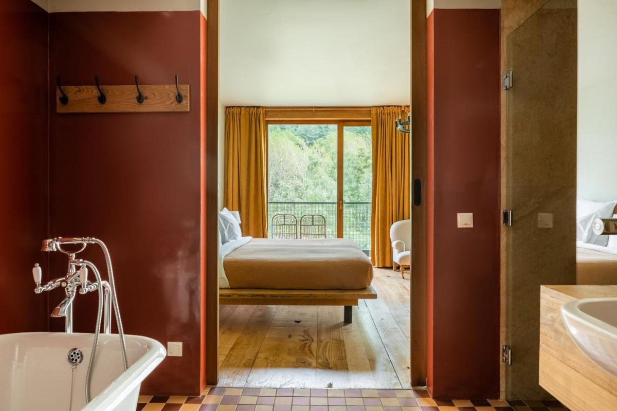 Rooms Hotel Kazbegi - Housity