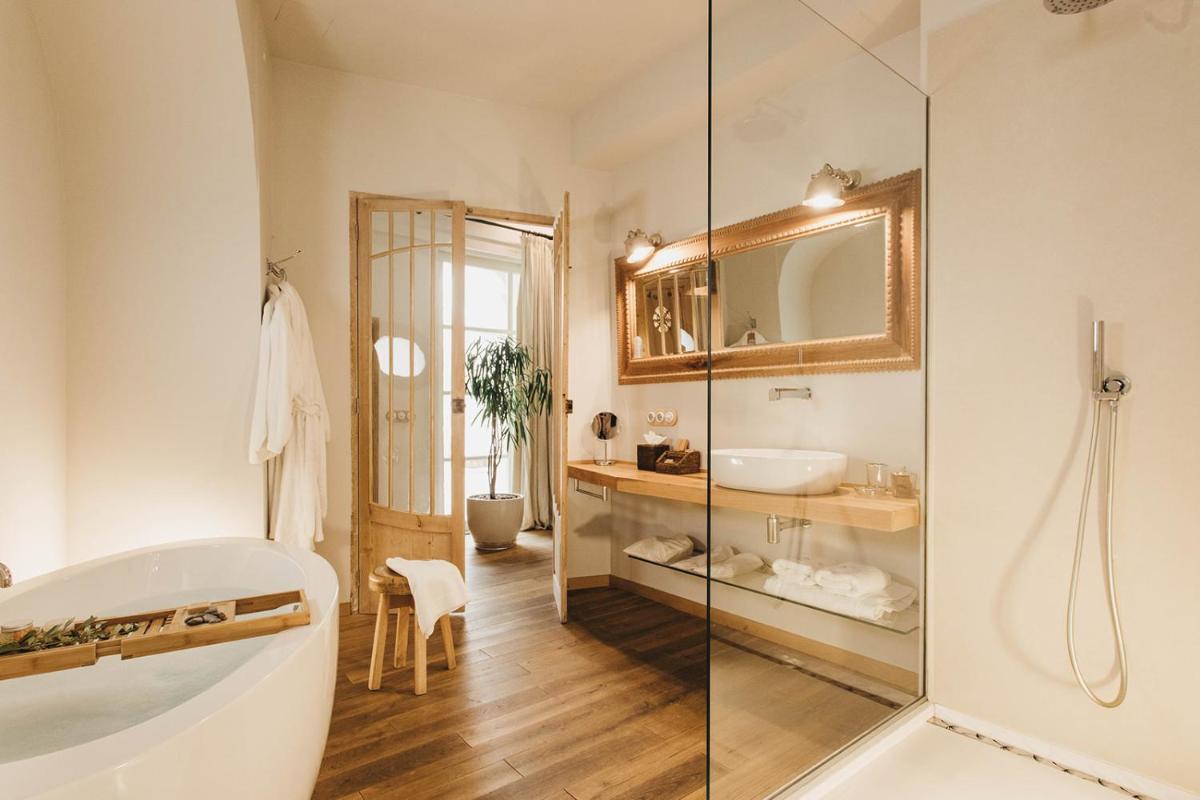 Un baño de Jardí de Ses Bruixes Boutique Hotel